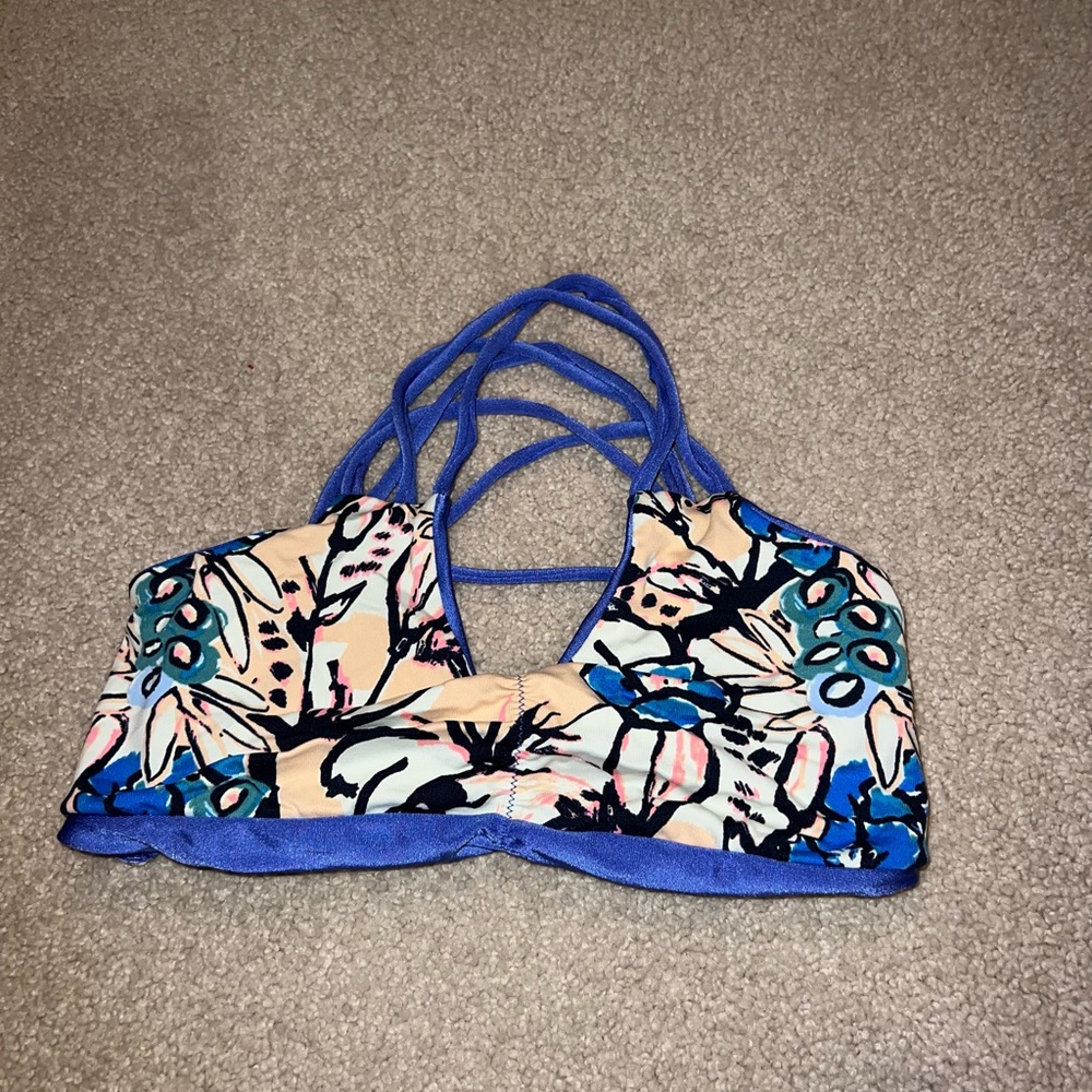 MAAJI REVERSIBLE BIKINI TOP SIZE S